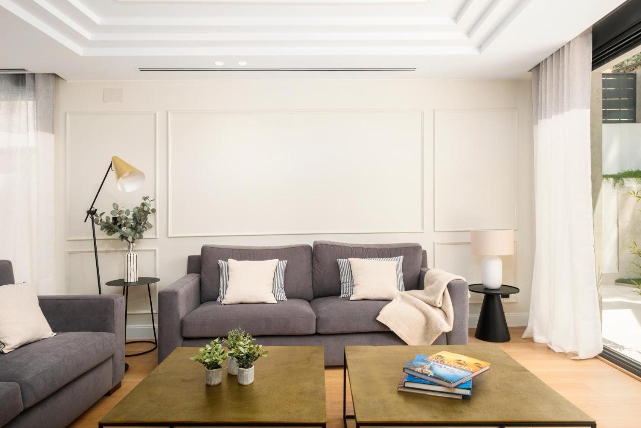 Apartamentos La Zagalilla Malaga Bagian luar foto