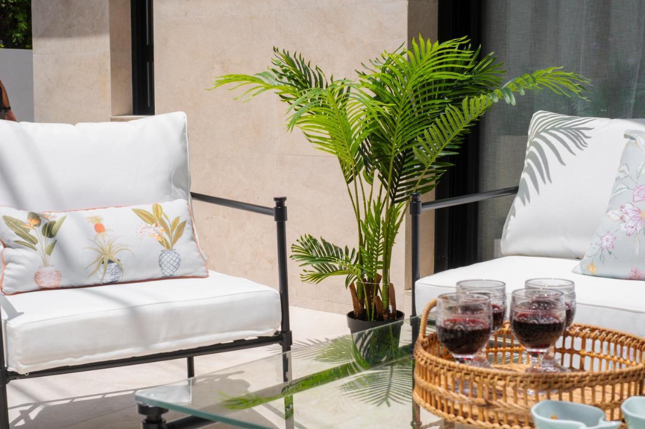 Apartamentos La Zagalilla Malaga Bagian luar foto