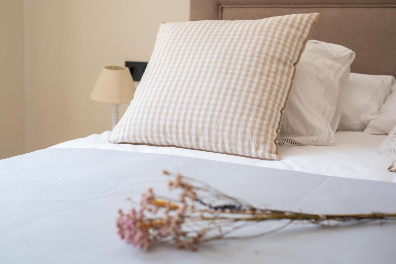 Apartamentos La Zagalilla Malaga Bagian luar foto