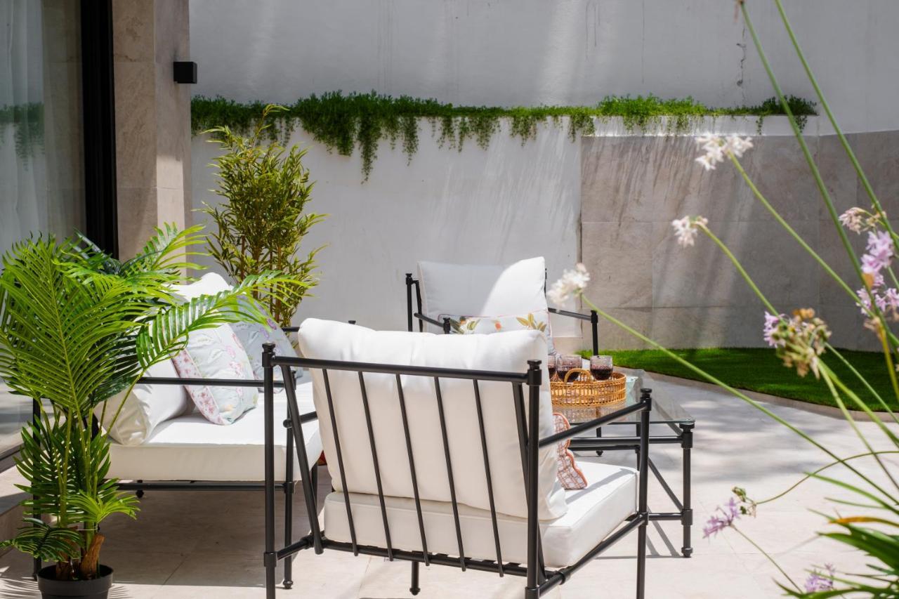 Apartamentos La Zagalilla Malaga Bagian luar foto