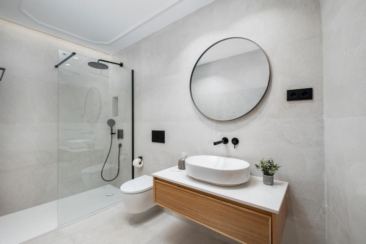 Apartamentos La Zagalilla Malaga Bagian luar foto